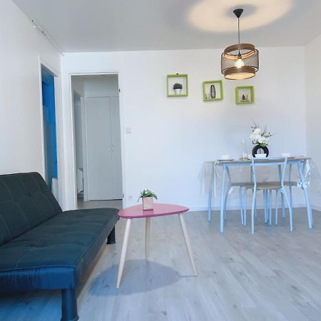 Apt 67M2 Hyper Centre: 2 Chambres, Cuisine Tv Wifi フォントネー・ル・コント エクステリア 写真